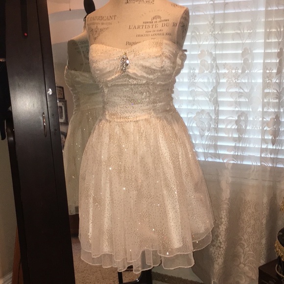 PROM SPEECHLESS 11 Jr. Satin& Tulle Dress 🍒Boned Bustier White & Gold Stunning - Picture 14 of 16